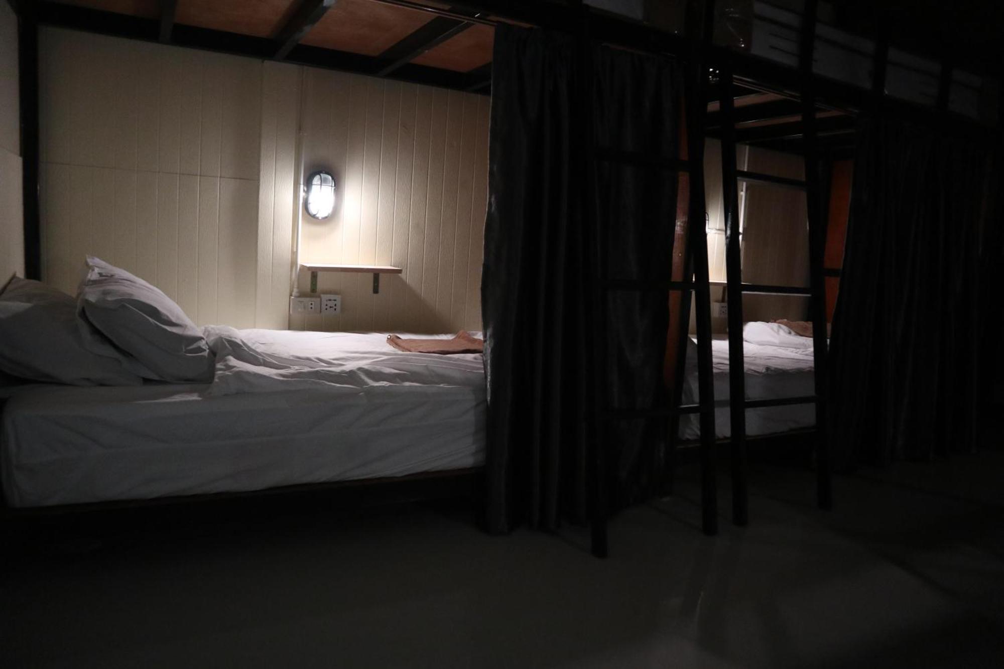 The Cocoon Hostel Koh Samet Bagian luar foto
